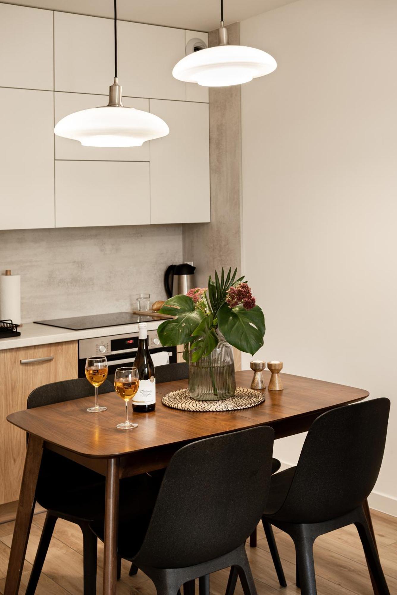 Z Jacuzzi & Sauna Chillout Apartment